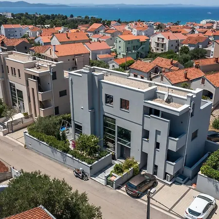Korenat Apartment *